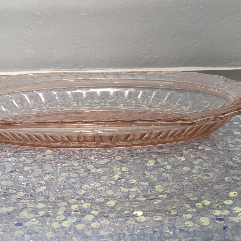 Anchor Hocking Pink Glass Baking Dish